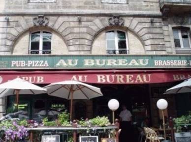 Au bureau